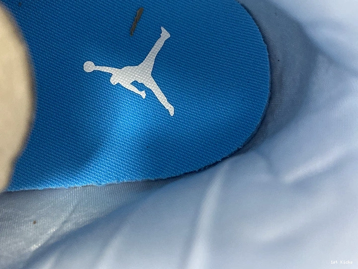 AJ1 Air BQ6472-114 MID  Jordan 1 1025